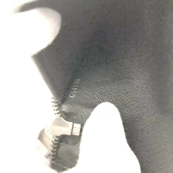 963221BR (X3) Louis Vuitton Wallet Long Black Monogram - Picture 8 of 9